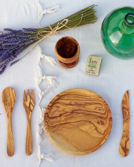 Assiette Ronde en Bois d’Olivier 20 cm env.