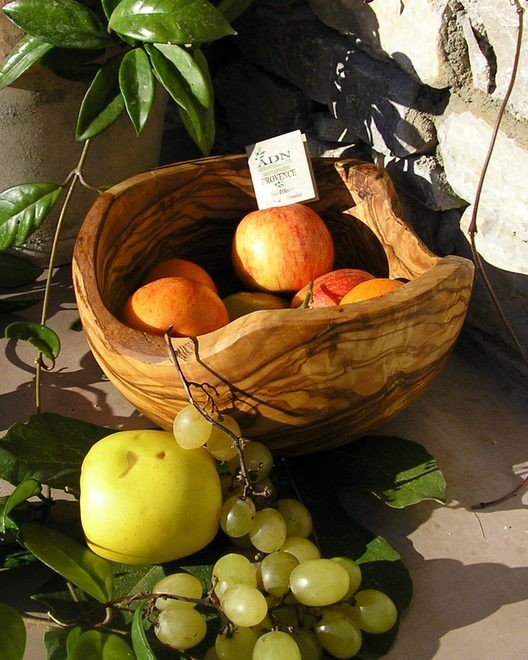 Coupe à fruits rustique en Bois d’Olivier Diamètre 26 cm.