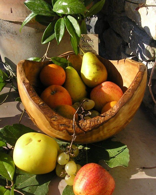 Coupe à fruits rustique en Bois d’Olivier Diamètre 27 cm env.