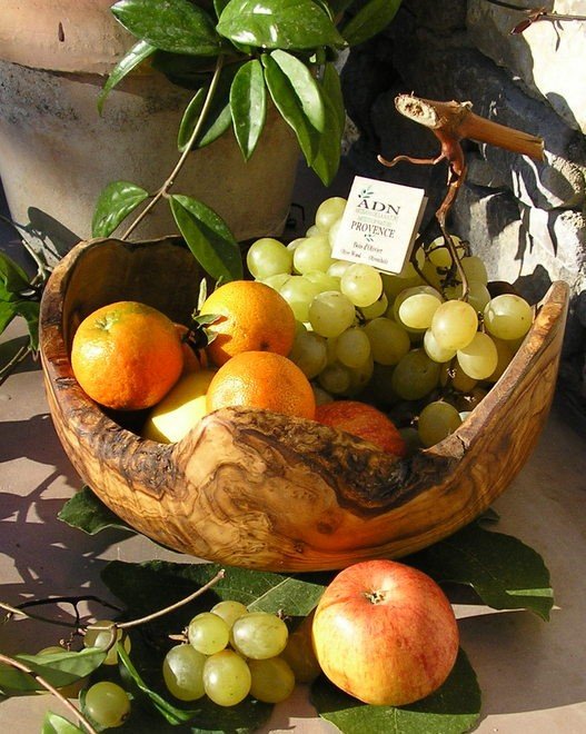 Coupe à fruits rustique en Bois d’Olivier Diamètre 30 cm env.