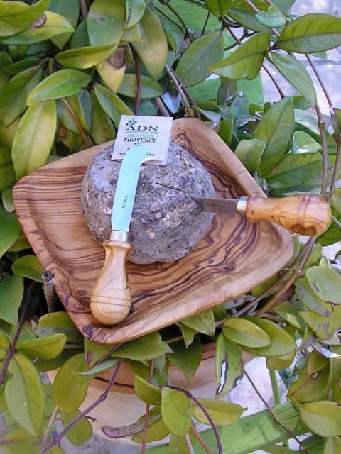 Couteau à fromage traditionnel en Bois d’Olivier