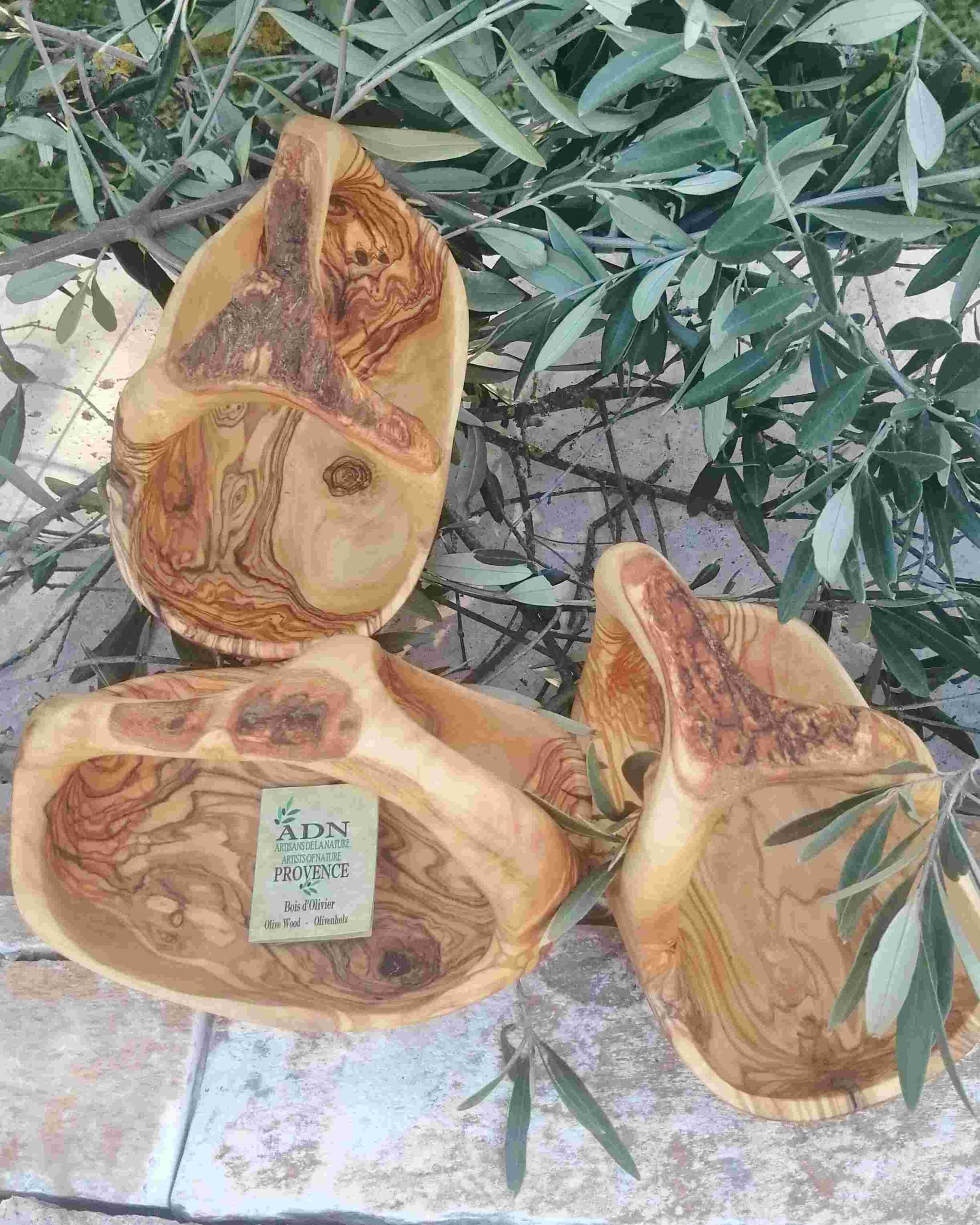 Mini Panier a fruits en Bois d’Olivier avec anses 20x13xH13 cm env.