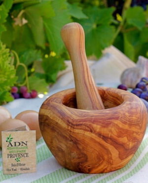 Mortier et son Pilon en Bois d'Olivier 14 cm