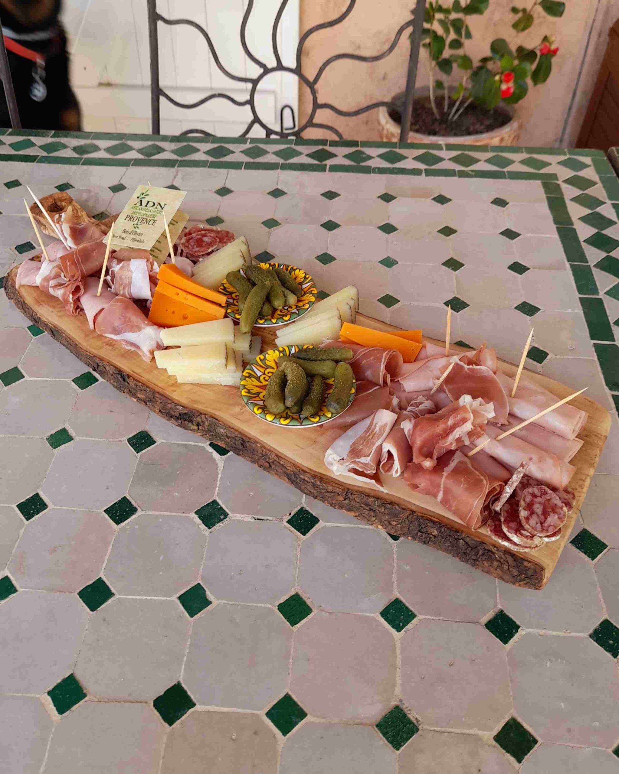 Planche pour Tapas en bois d’Olivier 50×15 cm env.