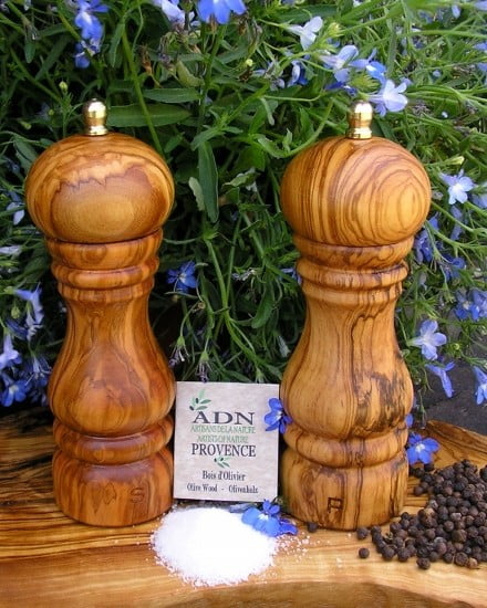 Poivrier et Moulin à sel Duo en Bois d’Olivier 17 cm
