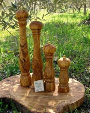 Poivrier - Moulin à Poivre en Bois d'Olivier 17 cm