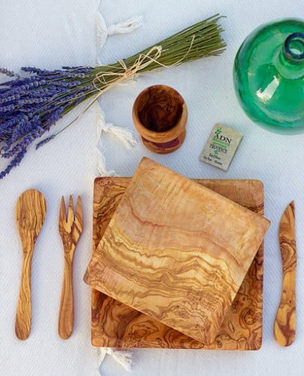 Set Assiettes duo carrées en Bois d’Olivier 20 et 25 cm