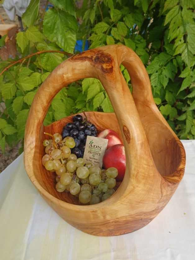 Panier à fruits avec anses en Bois d’Olivier 31x27xH27 cm env.