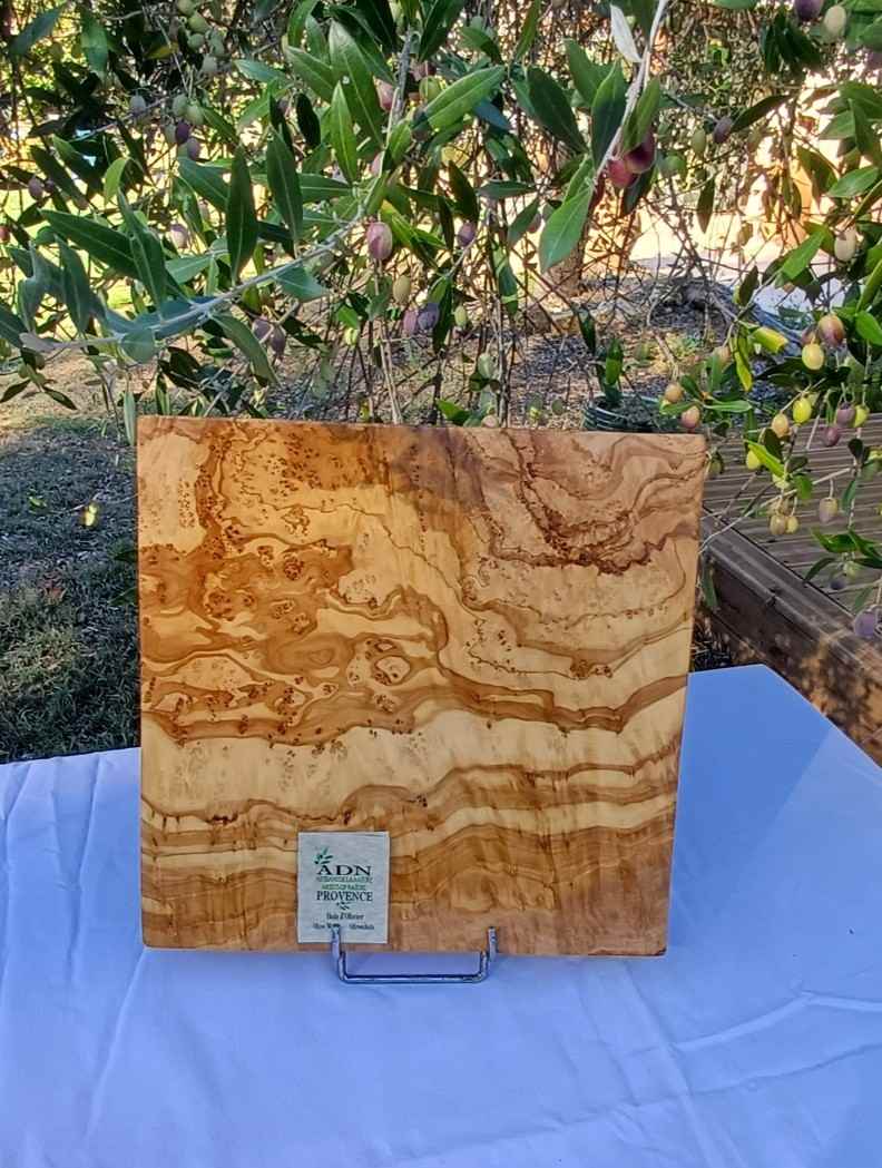 Plateau Carré en Bois d’Olivier 25×25 cm
